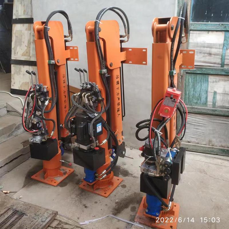 路南区重汽蓝牌随车吊 3.2吨 国六动力强 液压驱动 农用自卸起重机